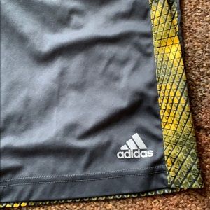 Youth Medium Adidas shorts